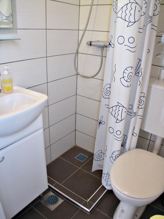 Apartment Noa Kaštel Kambelovac Chambre photo